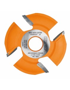 Sierra mini spot para reparaciones en madera