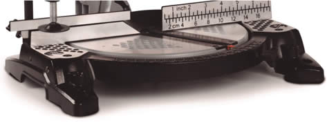 Ingletadora con mesa superior y disco de 250 mm TR235 FEMI en MonTec